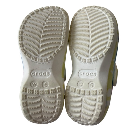 CROCS Tie Dye Platform Clog - Picture 3 of 5